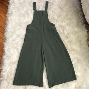Gaucho crop overalls